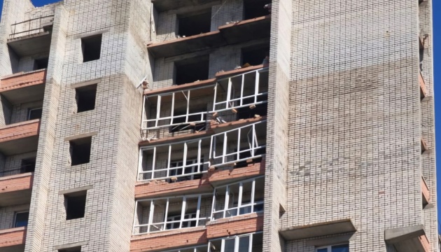 Обстріли на Дніпропетровщині: двоє постраждалих і руйнування інфраструктури