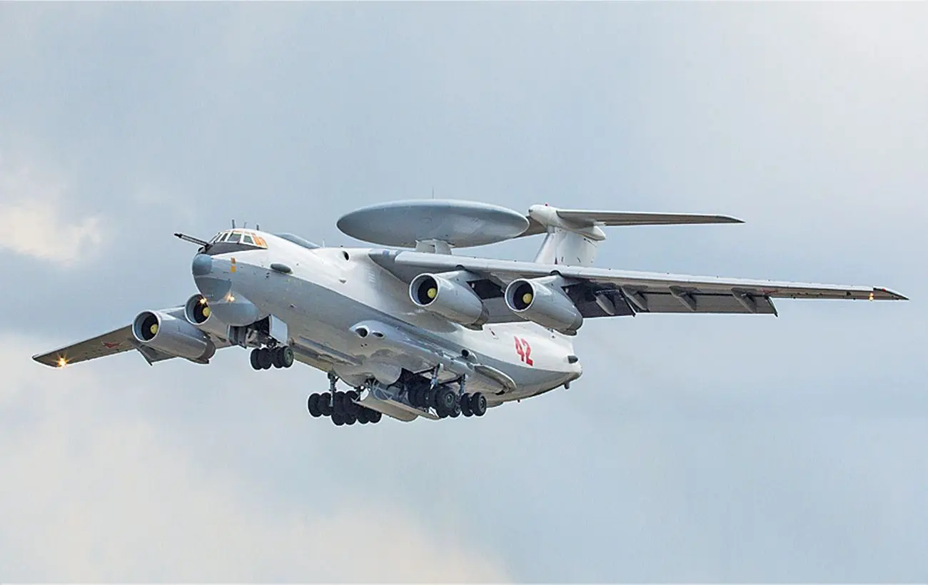 Українські воїни пошкодили російський літак А-50 у Новгородській області