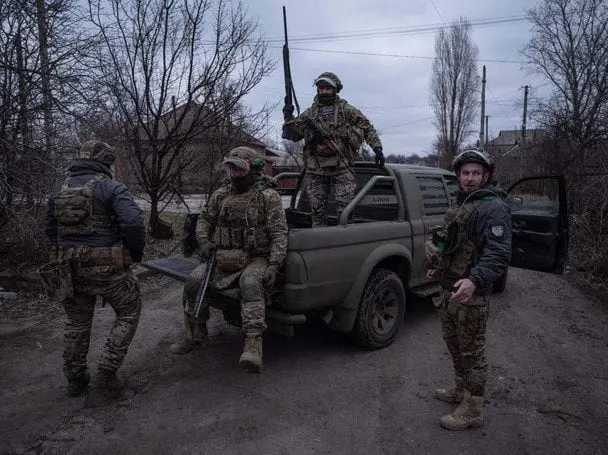 Шокуючі втрати окупантів: ЗСУ знищили майже 900 ворогів за добу