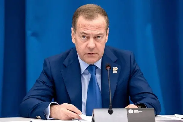 Медведєв приголомшив заявою про території Естонії і Донбасу