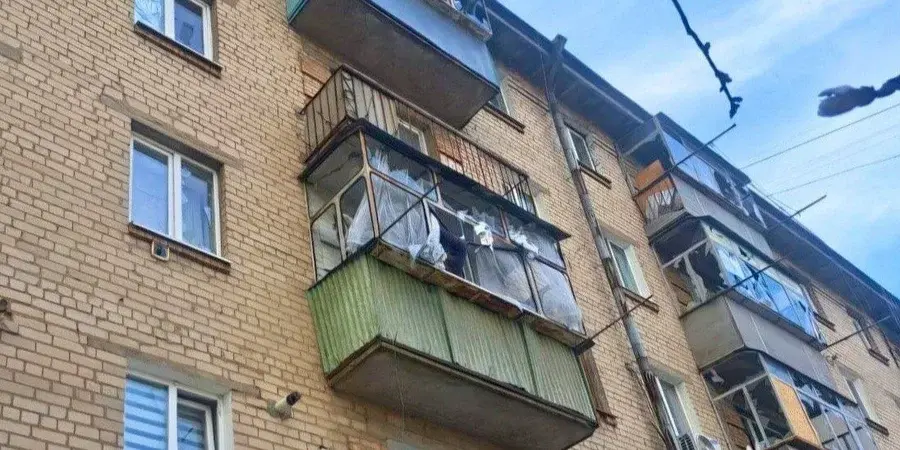 Російський дрон атакував Нікополь: 8 поранених і пошкодження будівель