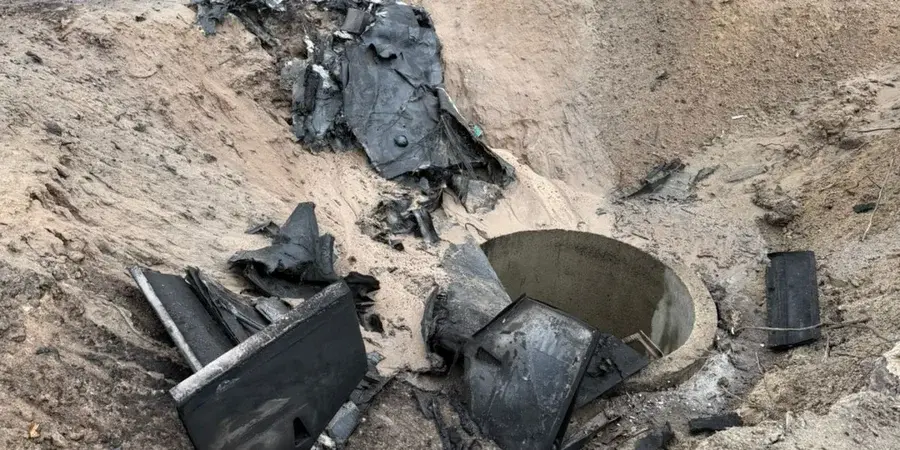Російський дрон влучив у Національне військове меморіальне кладовище на Київщині