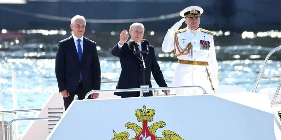 Путін ігнорує санкції: російський фрегат супроводив танкери через британські води