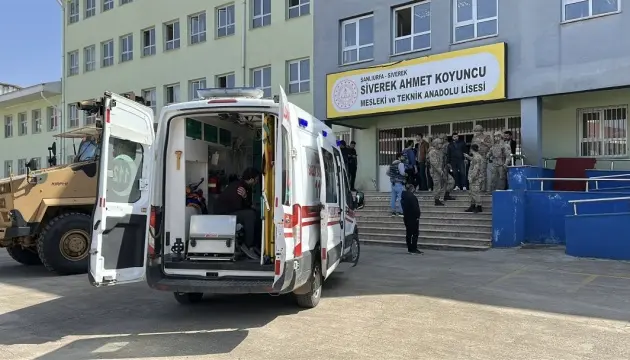 Шок у турецькій школі: колишній учень відкрив вогонь, 16 поранених