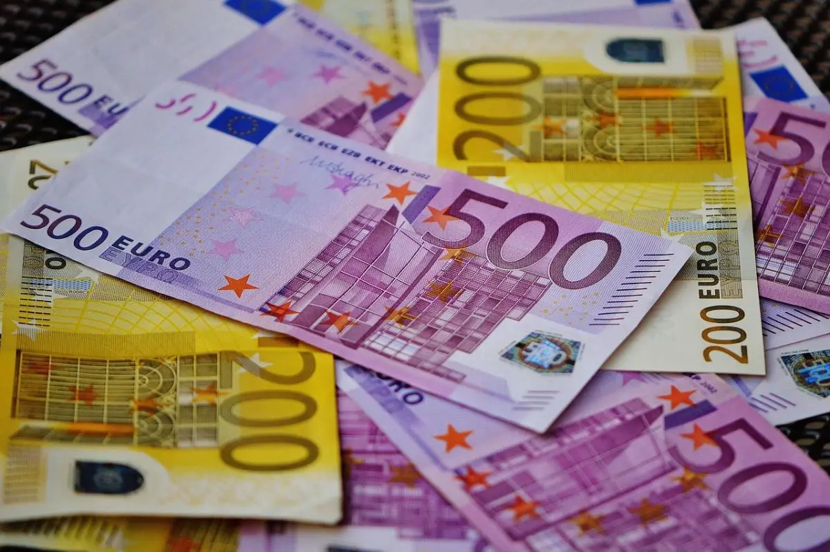ЄС закликає G7 терміново надати Україні €45 млрд кредиту
