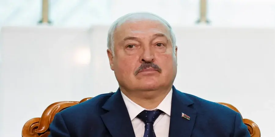Лукашенко готує Білорусь до війни, незважаючи на прагнення до миру