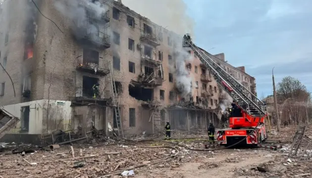 Жахливий авіаудар ФАБ-1500 по Слов’янську: п’ятеро поранених і масштабні руйнування